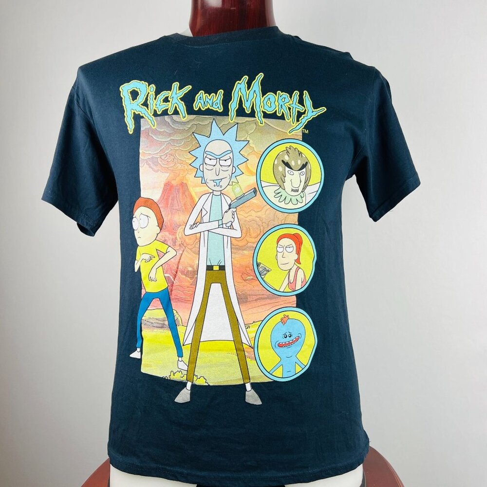 Rick and Morty Cast Medium T-Shirt Shirt